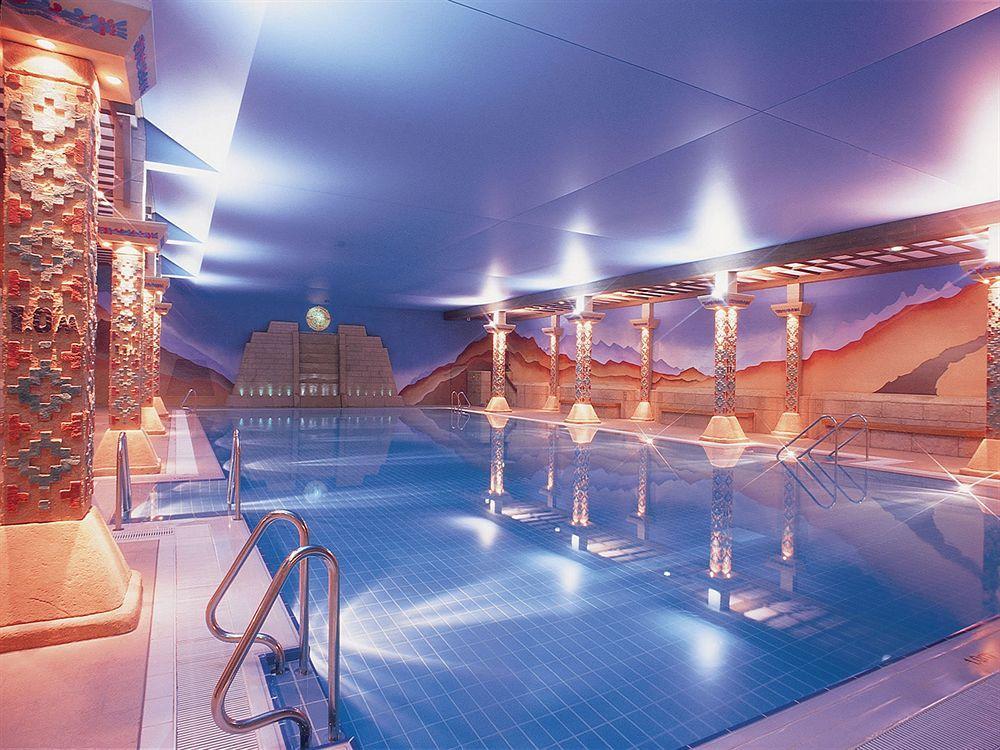 Tlh Carlton Hotel And Spa - Tlh Leisure And Entertainment Resort Torquay Buitenkant foto