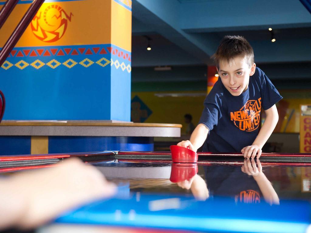 Tlh Carlton Hotel And Spa - Tlh Leisure And Entertainment Resort Torquay Buitenkant foto
