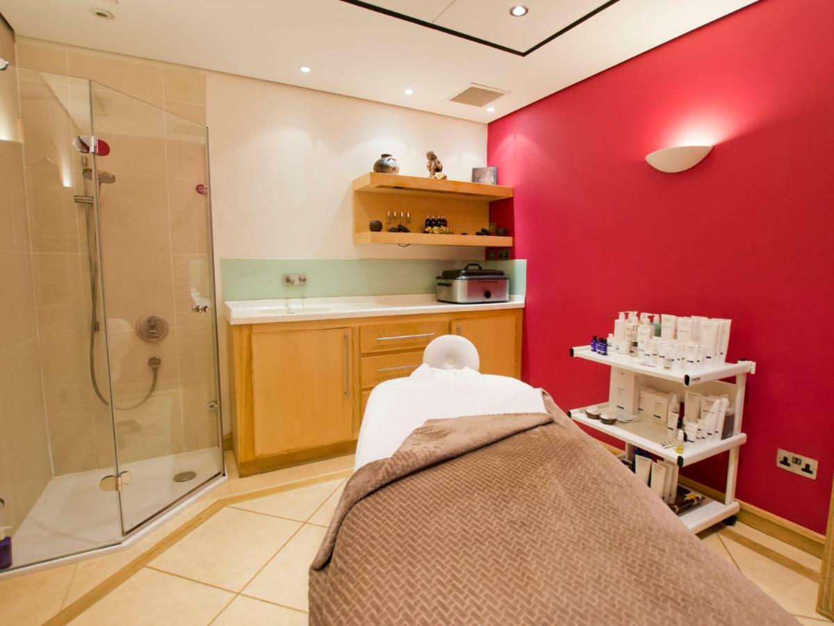 Tlh Carlton Hotel And Spa - Tlh Leisure And Entertainment Resort Torquay Buitenkant foto